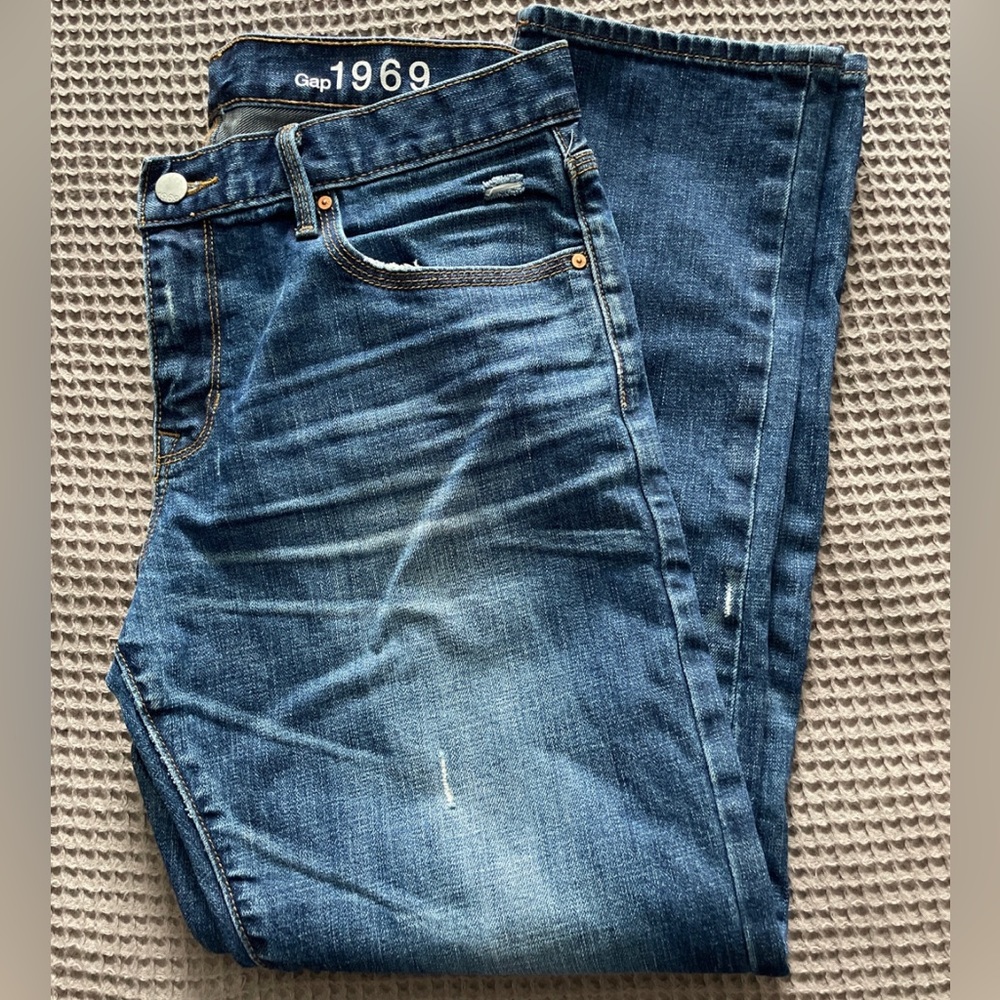 Gap 1969 sexy boyfriend fit jeans size 28